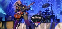 La banda de rock Heart ofrece recompensa por instrumentos robados de un local de Nueva Jersey
