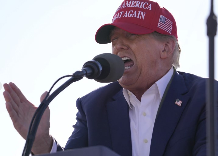 Trump alarmista